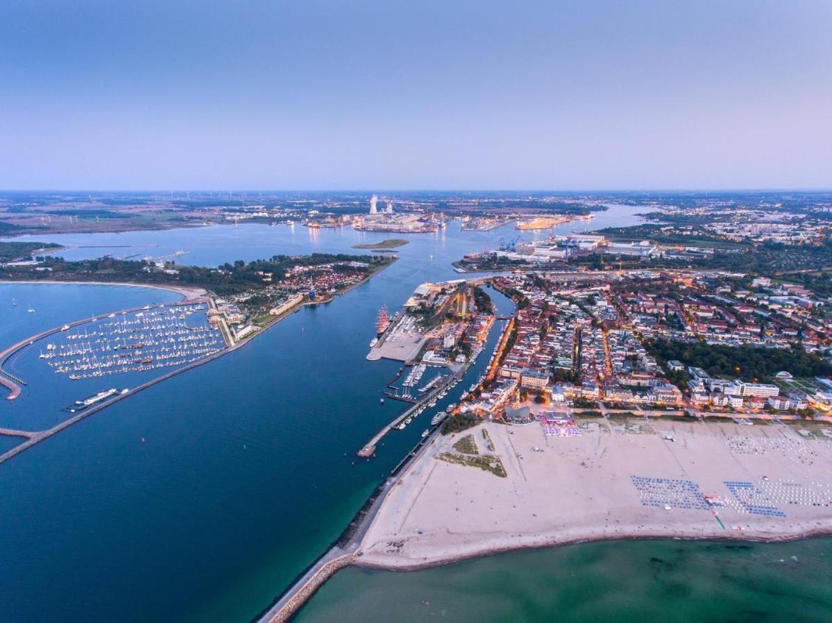Doppelzimmer Theke, Direkt Am Alten Strom Apartment Rostock